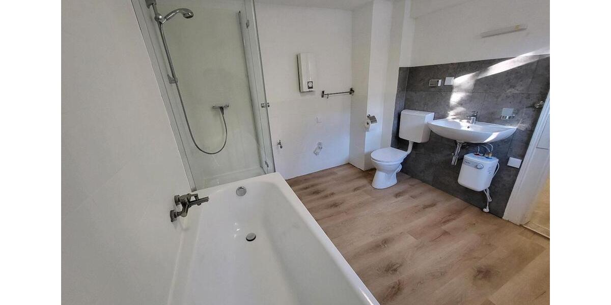 Traumhaftes Einfamilienhaus im Märchenviertel mit kleinem Garten 4 zimmer