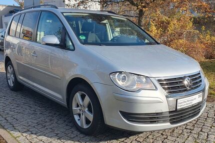 VW Touran 178.200 km 5.990 &euro; Berlin 12681