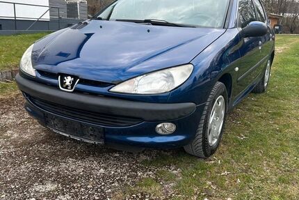 Peugeot 206 94.364 km 1.990 &euro; Metzingen 72555