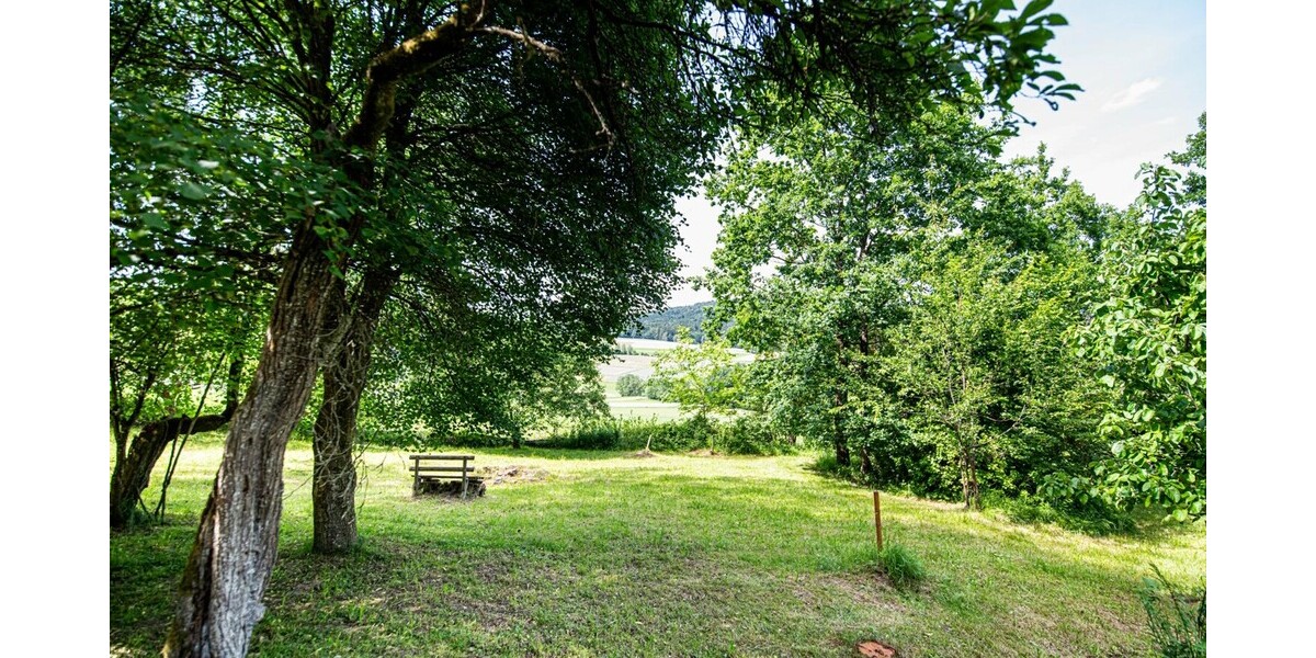 „Idyllisches Bauernhaus mit Teich & eigener Quelle – Ruhe, Natur und Geschichte vereint“ - Bauernhaus, Landhaus Weiding | Angebot:27091124