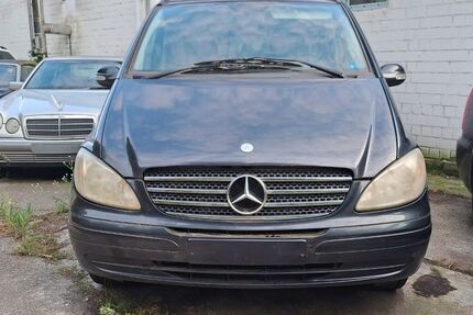 Mercedes-Benz Viano 230.000 km 4.522 € Berlin 13627