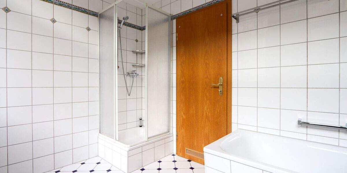 Etagenwohnung Dresden Mickten - 3 Zimmer, 89 m&sup2;, 299.000&euro; | Angebot:25600679