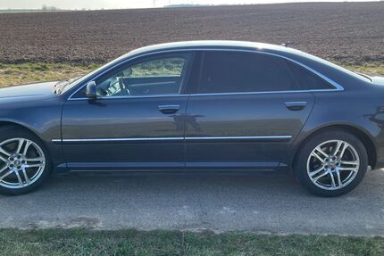 Audi A8 161.000 km 5.000 &euro; Willanzheim 97348