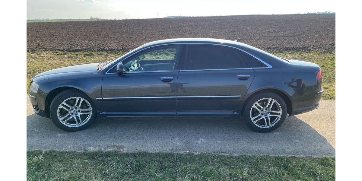Audi A8 161.000 km 5.000 &euro; Willanzheim 97348