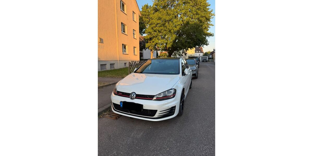 VW Golf 141.000 km 15.500 &euro; Ludwigsburg 71634