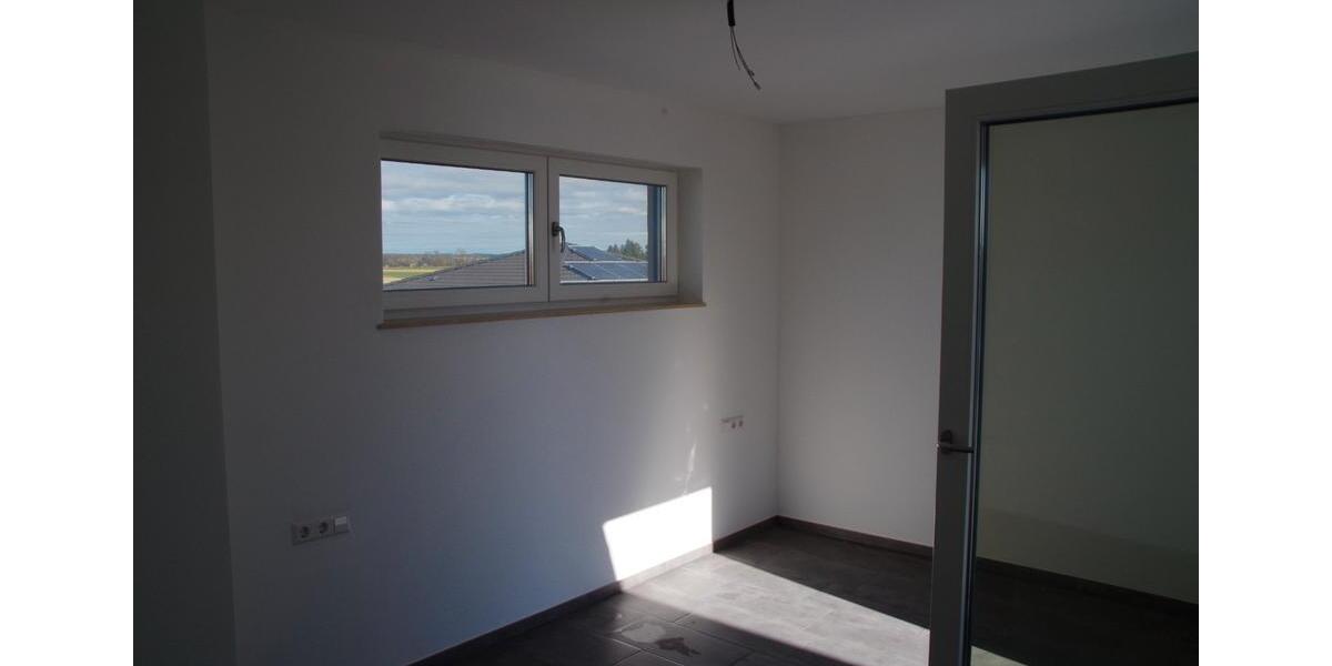 Einfamilienhaus Laupheim - 3.5 Zimmer, 101 m&sup2;, 420.000&euro; | Angebot:27128715