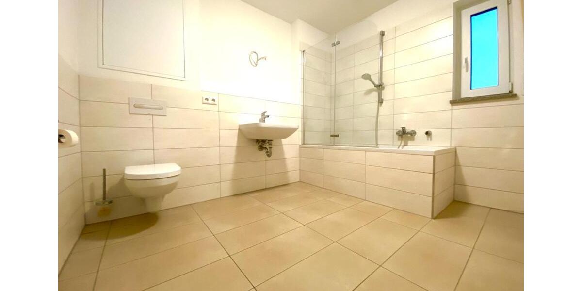 Etagenwohnung Maxhütte-Haidhof Haidhof - 2 Zimmer, 67 m&sup2;, 255.000&euro; | Angebot:24326750