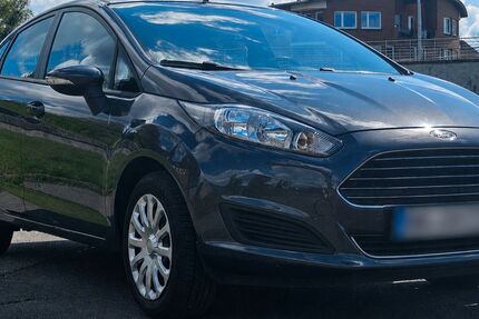 Ford Fiesta 100.000 km 4.600 &euro; Hamburg 21129