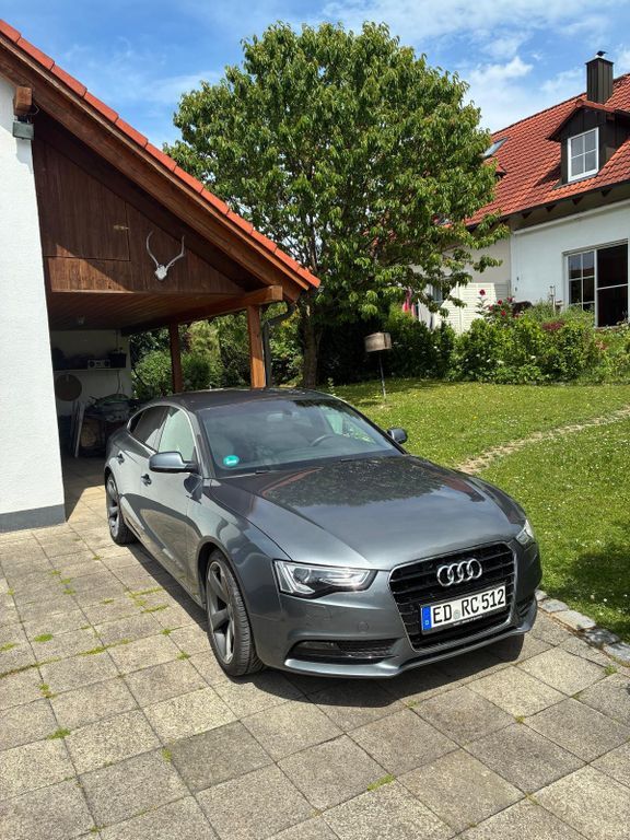Audi A5 120.000 km 19.000 € Erding 85435