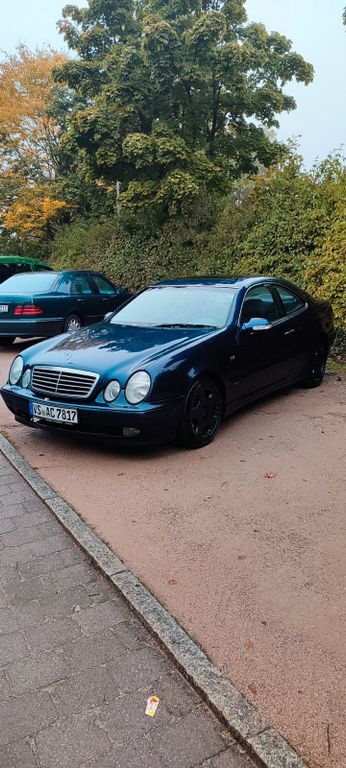 Mercedes-Benz CLK 200 228.000 km 650 € Tuningen 78609