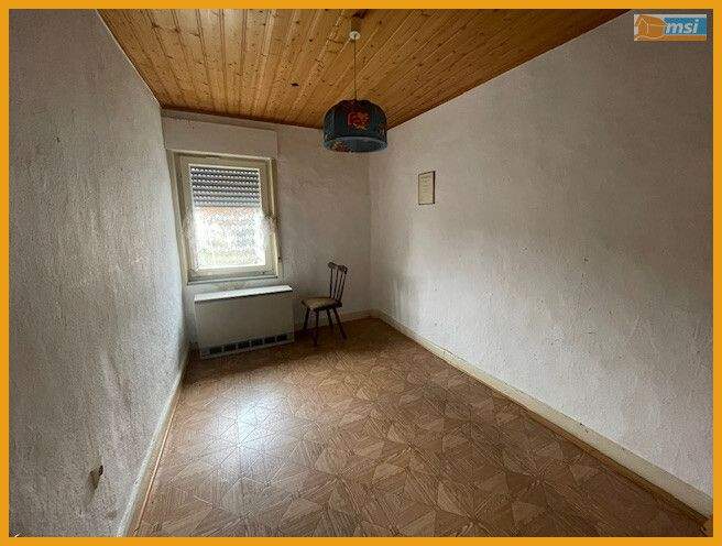 Einfamilienhaus Alsfeld / Eifa Eifa - 8 Zimmer, 180 m&sup2;, 82.900&euro; | Angebot:25800249