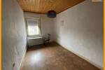 Einfamilienhaus Alsfeld / Eifa Eifa - 8 Zimmer, 180 m&sup2;, 82.900&euro; | Angebot:25800249