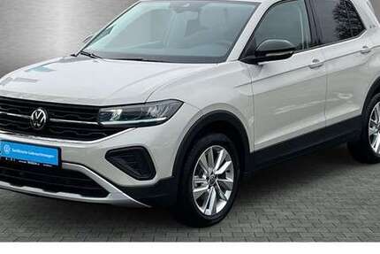 VW T-Cross 1.172 km 28.330 &euro; Fürstenfeldbruck 82256