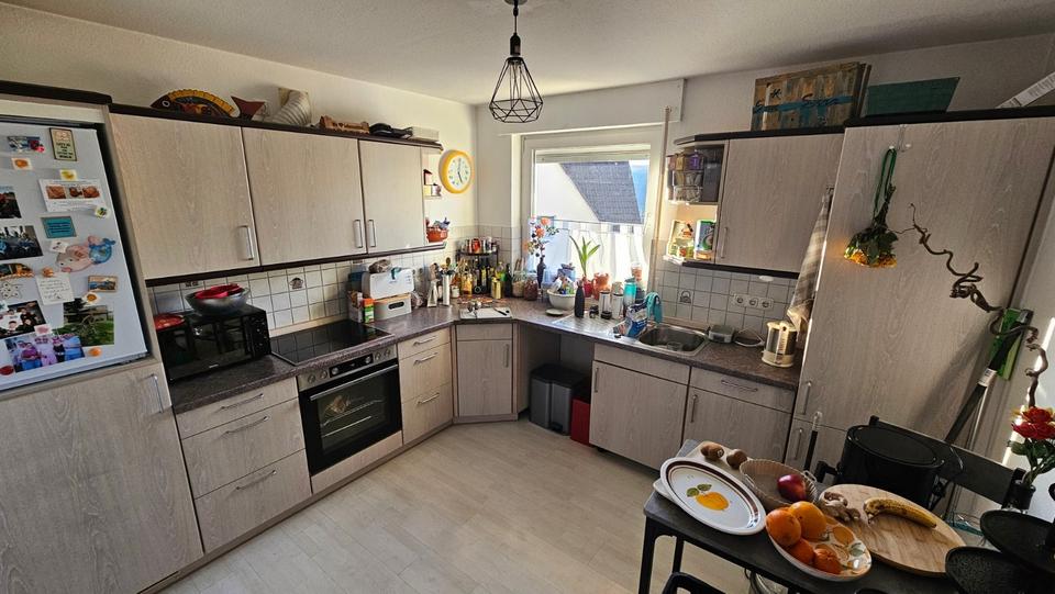 Etagenwohnung Siegen Weidenau - 4 Zimmer, 92 m&sup2;, 850&euro; | Angebot:25352309
