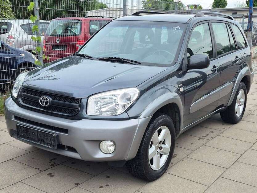 RAV 4