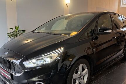 Ford S-Max 106.844 km 17.890 &euro; Gera 07552