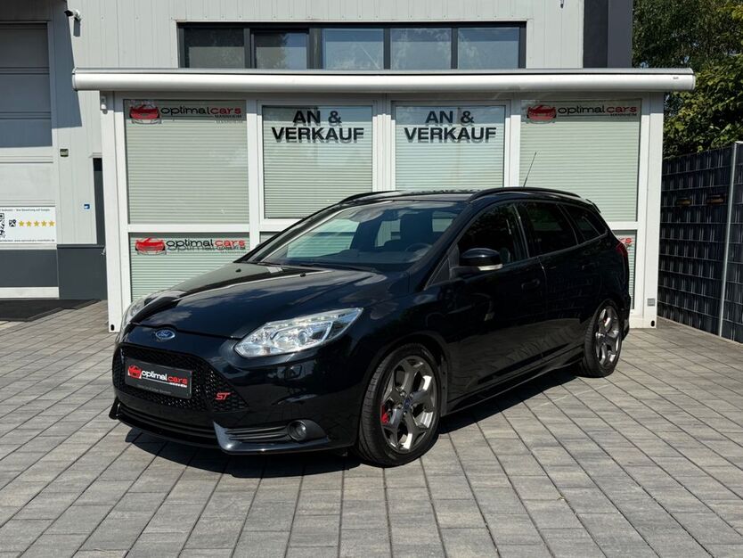 Ford Focus 87.500 km 14.750 € Mannheim 68199