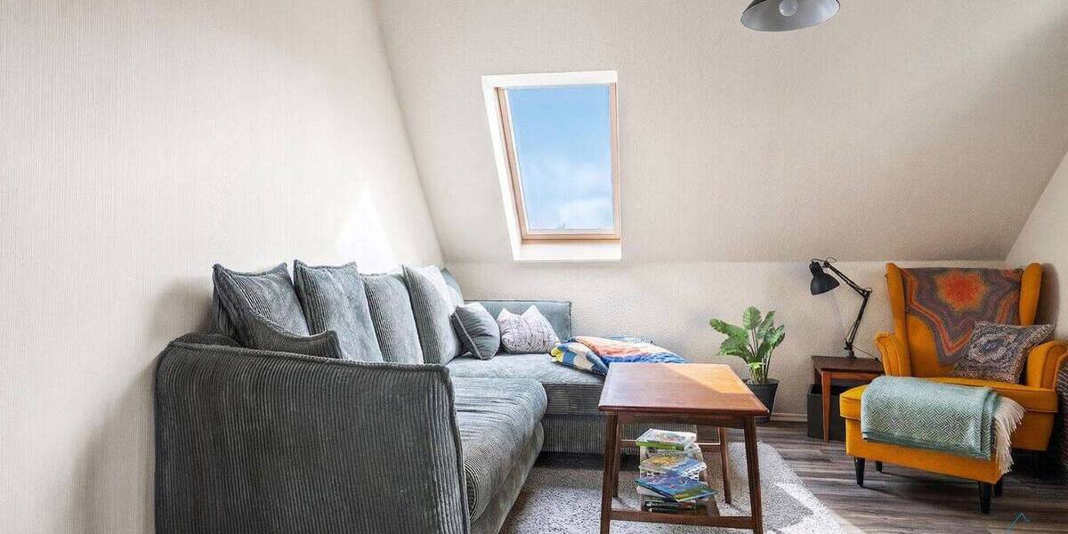 Mehrfamilienhaus, Wohnhaus Flensburg Weiche - 6 Zimmer, 255 m&sup2;, 399.000&euro; | Angebot:26202153