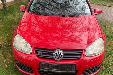VW Golf 110.000 km 2.200 &euro; Blaufelden 74572