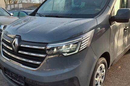 Renault Trafic 194.169 km 23.990 &euro; Gelsenkirchen 45888