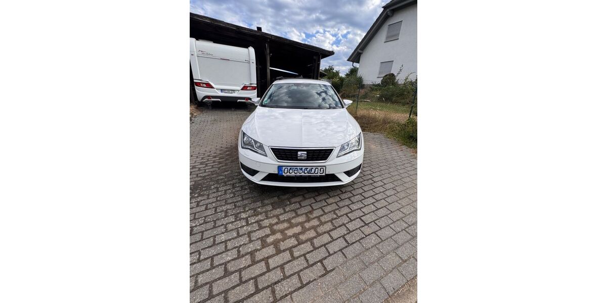 Seat Leon 99.290 km 10.499 &euro; Grafschaft 53501