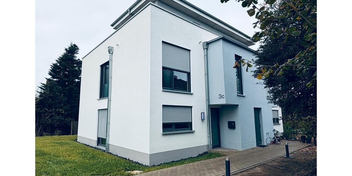 Modernes Doppelhaus zur Miete – Wohnen mit Komfort in Stadthag 4 zimmer