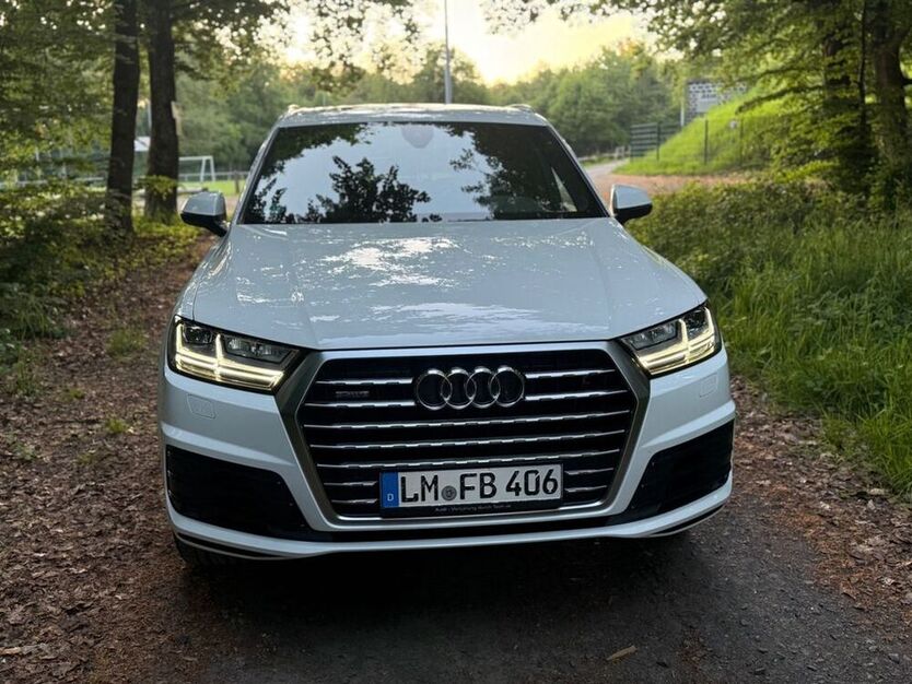 Q7