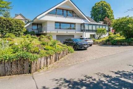 Haus Ratzeburg - 7 Zimmer, 255 m&sup2;, 829.000&euro; | Angebot:25458737