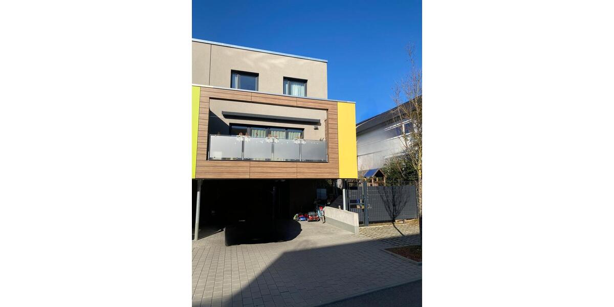 Gehobenes 4-Zi.-Reiheneckhaus mit EBK in Böblingen zur Vermietung 4 zimmer