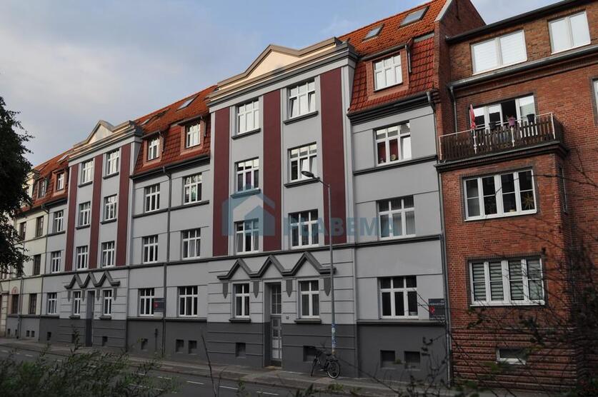 *Preissenkung* 3 Zimmer mit EBK - ideal als 2-er WG geeignet zimmer