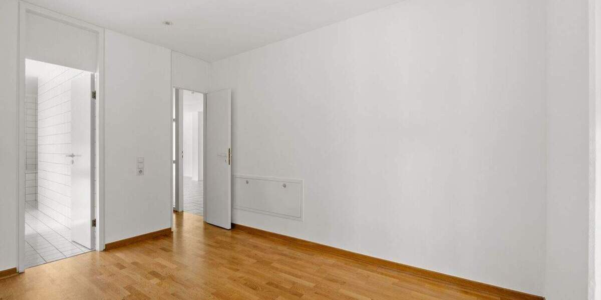 Etagenwohnung Bonn Beuel - 3 Zimmer, 100 m&sup2;, 449.000&euro; | Angebot:24822497