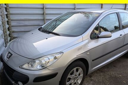 Peugeot 307 109.537 km 1.050 &euro; Lübeck 23556
