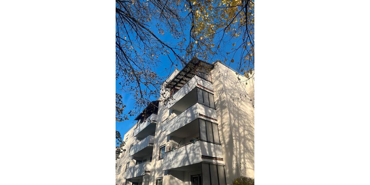 Frisch Sanierte 3,5 Zimmer 108m2 3 zimmer