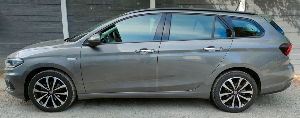 Fiat Tipo 84.200 km 10.400 &euro; München 81245