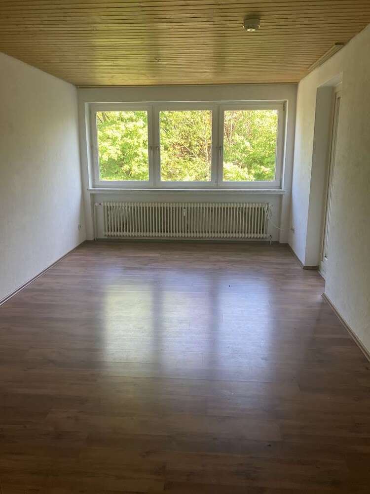 Wohnung zum Mieten in Sande 330 € 53.22 m²