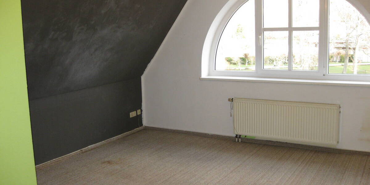 Etagenwohnung Bad Frankenhausen/Kyffhäuser Bad Frankenhausen - 4 Zimmer, 105 m&sup2;, 139.000&euro; | Angebot:25676181