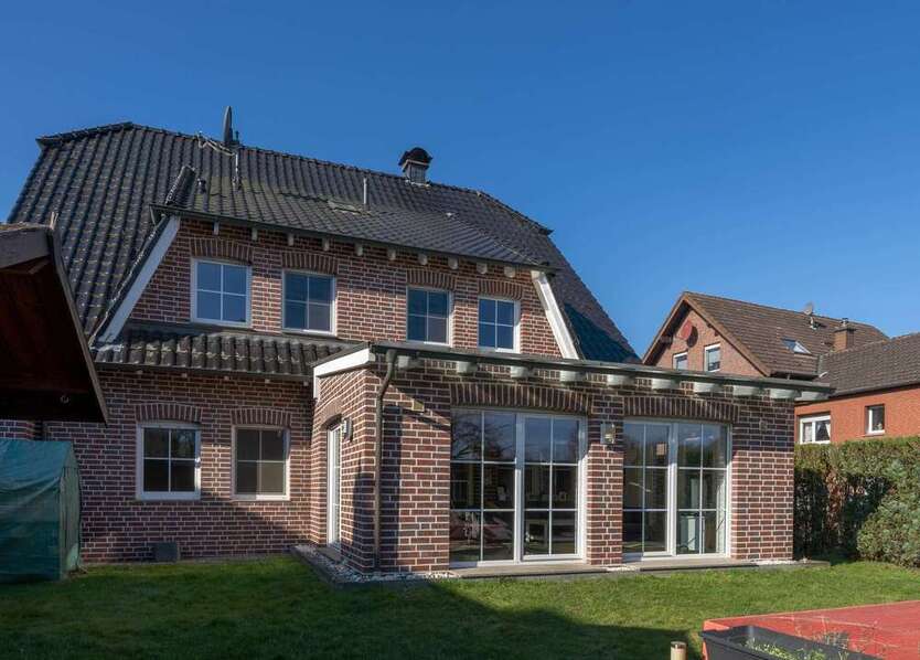 Haus zum Kaufen in Selm 649.000 € 291 m²