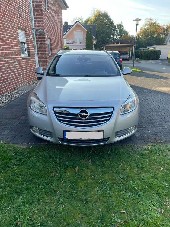 Opel Insignia 157.000 km 5.200 € Lippstadt 59558