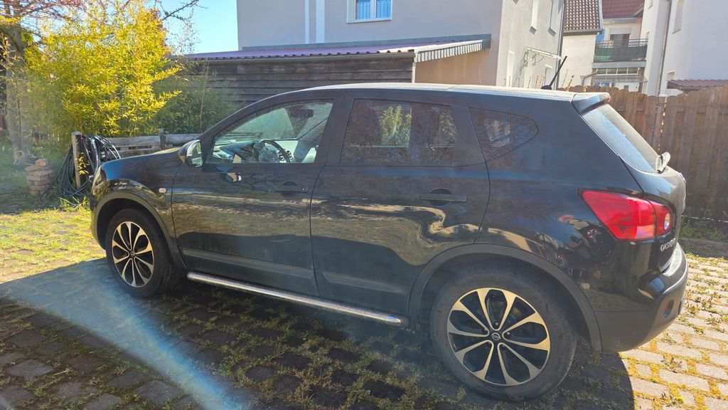 Nissan Qashqai 134.000 km 5.000 &euro; Nordhausen 99734