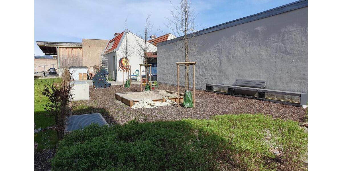 Etagenwohnung Lörrach - 4 Zimmer, 111 m&sup2;, 1.650&euro; | Angebot:26399972