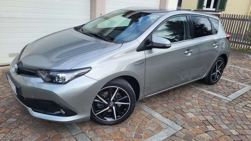 Toyota Auris 56.050 km 15.400 &euro; Augsburg 86163