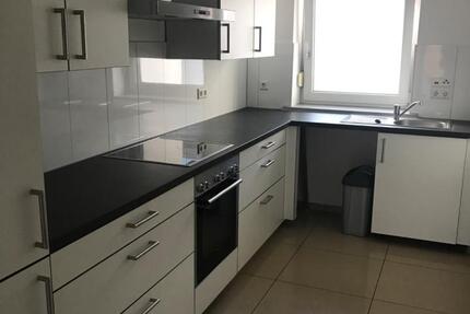 2 Zi Wohnung mit Balkon