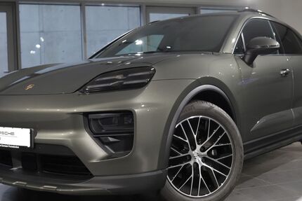 Porsche Macan 9.000 km 84.890 € Grainau 82491