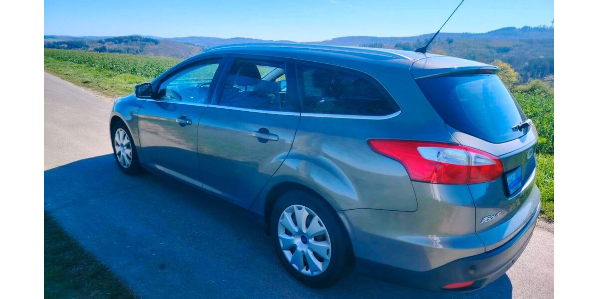Ford Focus 240.000 km 4.000 &euro; Bad Schwalbach 65307