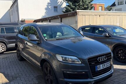 Audi Q7 224.896 km 6.990 &euro; Krefeld 47809