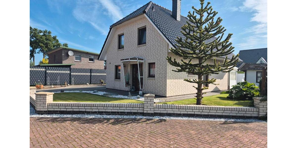 Einfamilienhaus Apen - 5 Zimmer, 102 m&sup2;, 416.000&euro; | Angebot:26124089