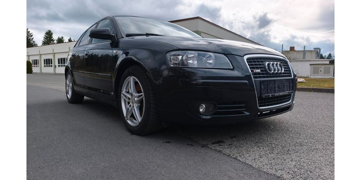 Audi A3 396.000 km 1.895 &euro; Neuhaus 98724