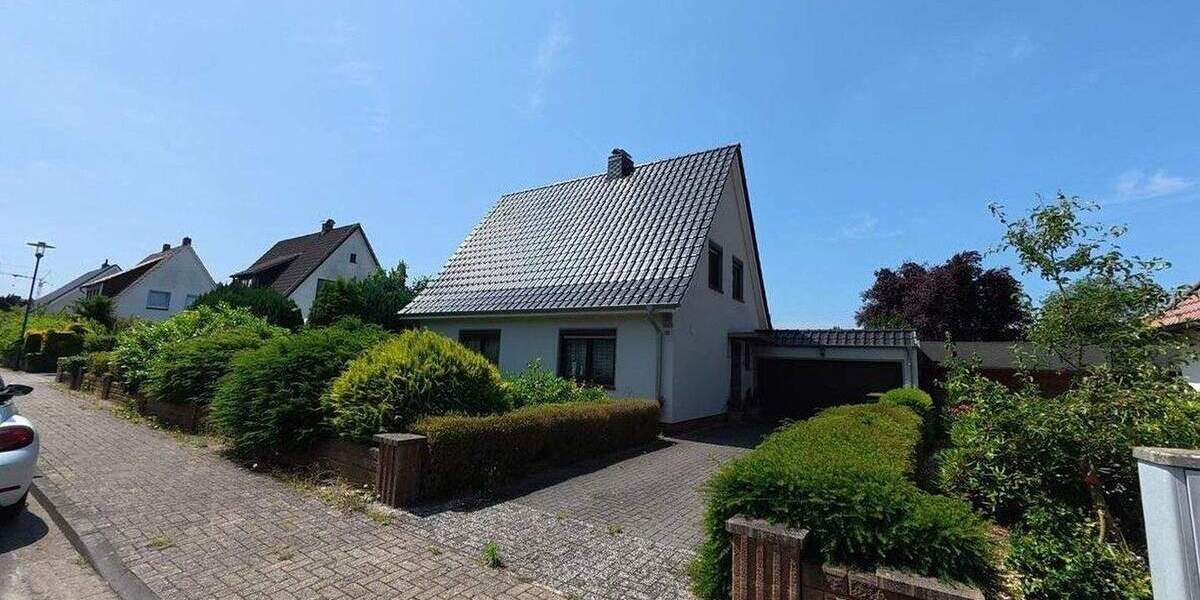 Freistehendes Einfamilienhaus (1957) in guter Wohnlage 5 zimmer