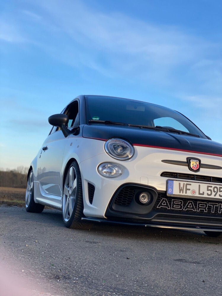 595 competizione
