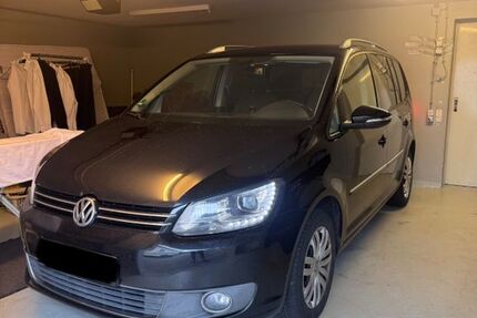 VW Touran 236.356 km 7.000 € Bad Homburg 61350
